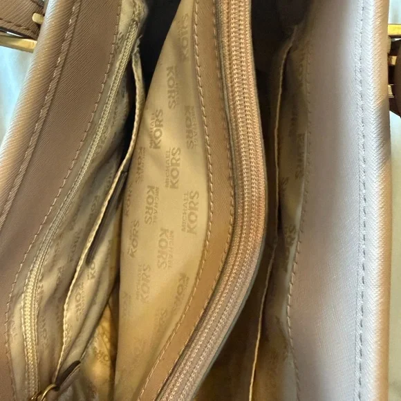 Mauve Purple Michael Kors Handbag - Picture 3 of 3